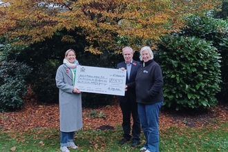 The Mayor of Hertford 2023-4 pictured with Peter Tallantire and Lesley Davies