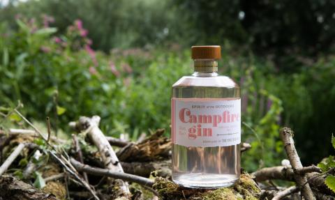 Himalayan balsam gin (c) Jonah Maddox