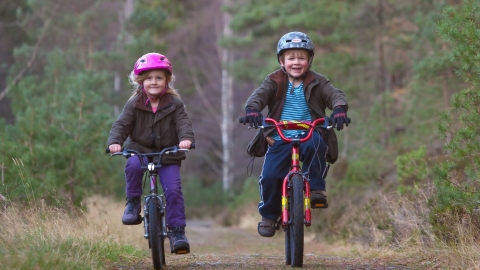 Children on bikes