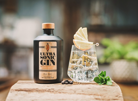 Ultrasonic Gin | Matt Bishop Photography